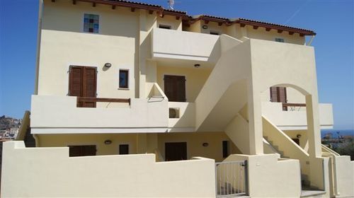 Residence Li Russi كاستيلساردو المظهر الخارجي الصورة
